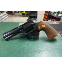 Revolver Colt Python 4” cal. .357 Mag. Royale Blue